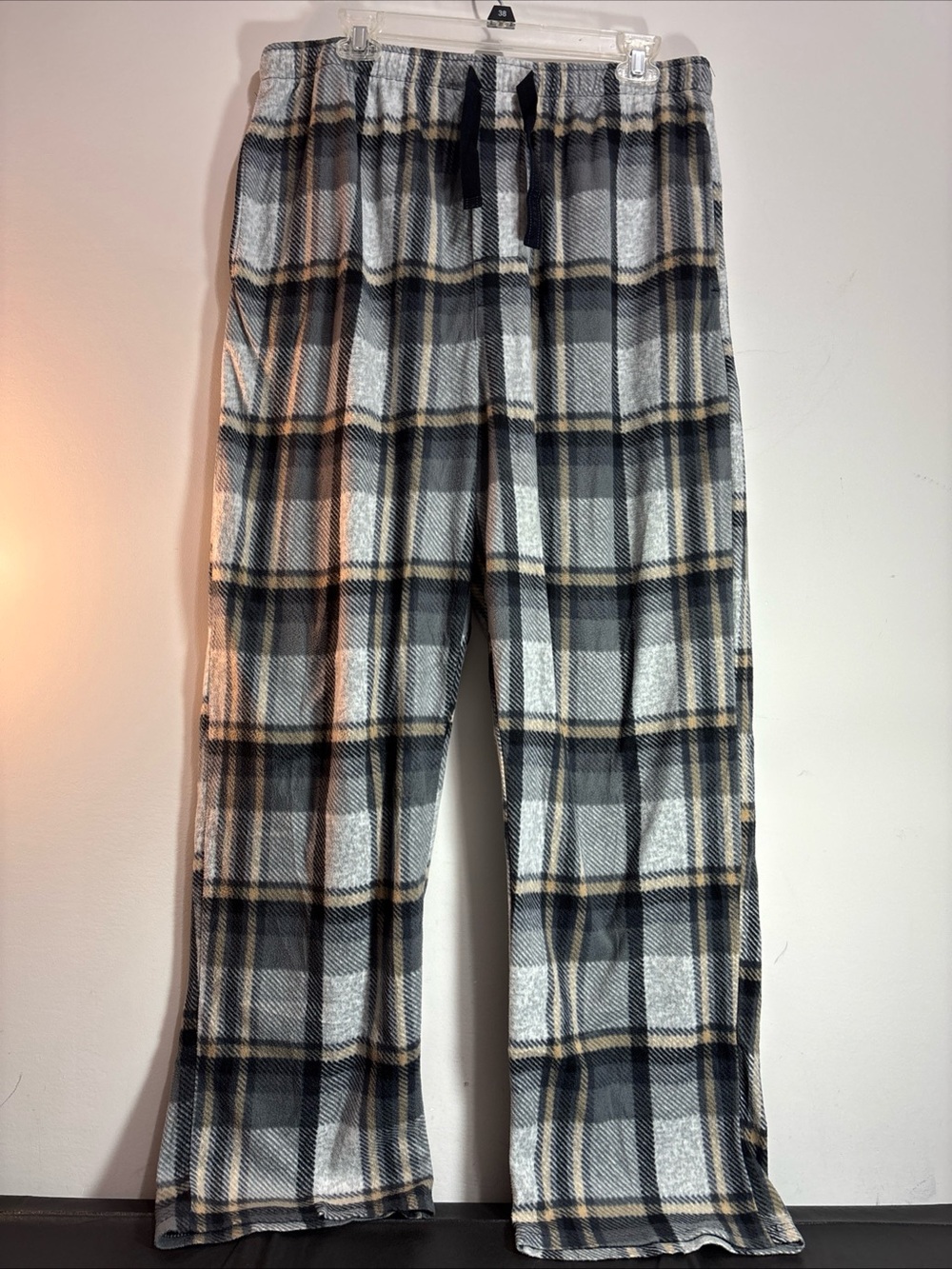 Perry Ellis Portfolio Men's Plaid Lounge Pants - Black & Gray. 1330